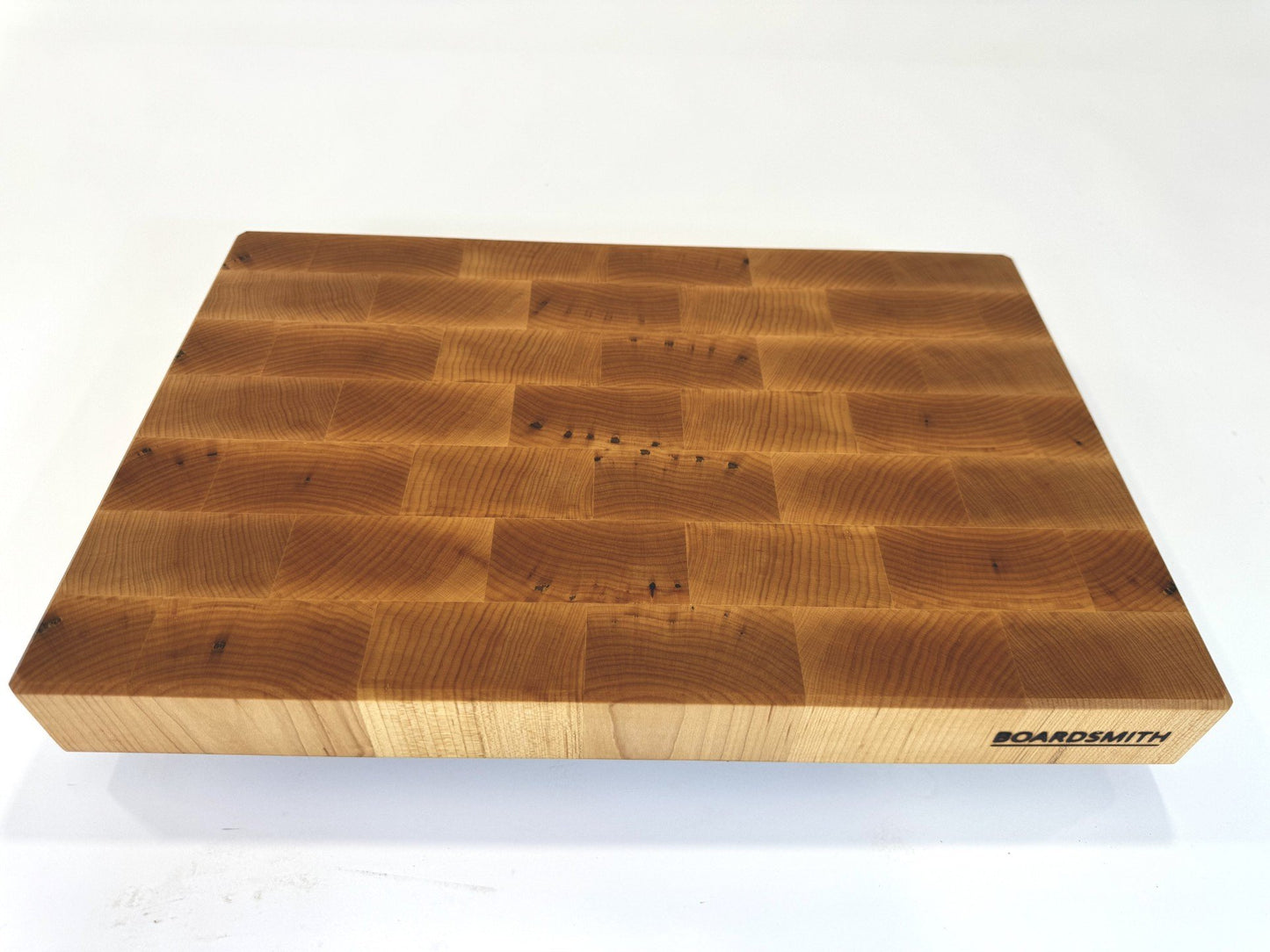 555 Maple 18 x 12 x 2