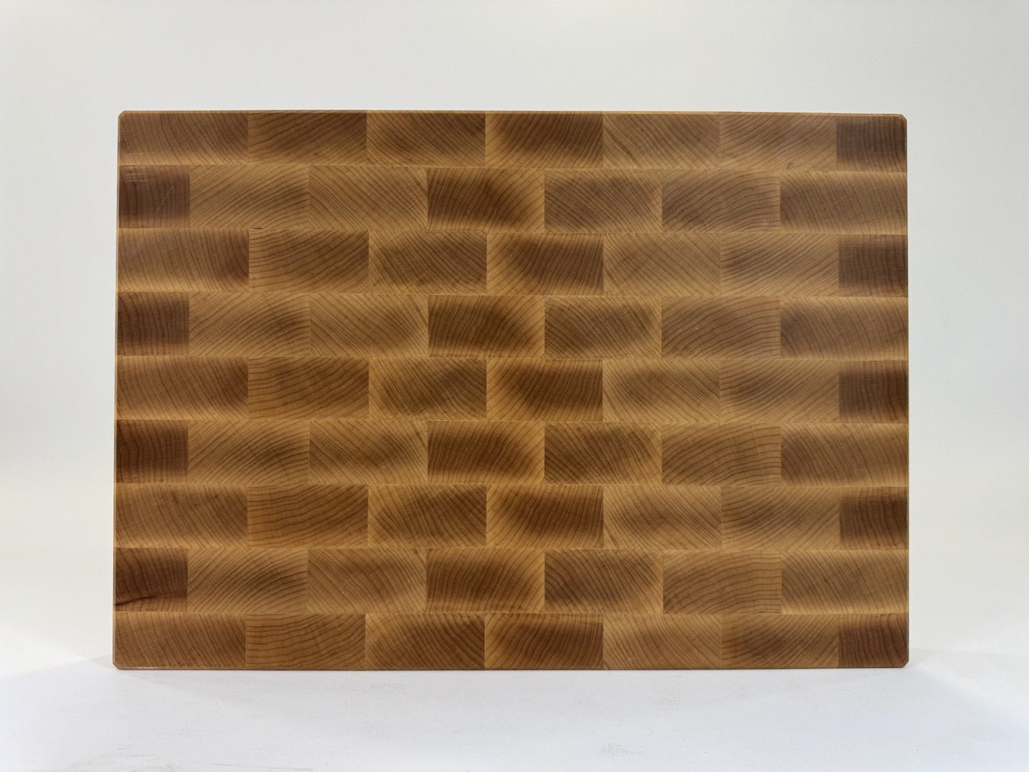 564 Maple 22 x 16 x 2 with Finger Grooves & Feet