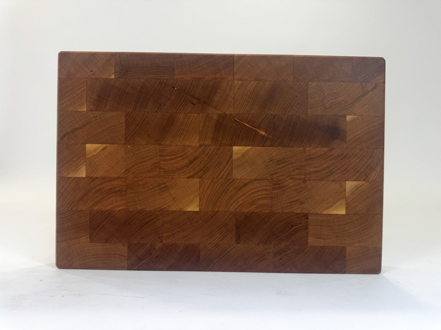 585 Cherry 18 x 12 x 2
