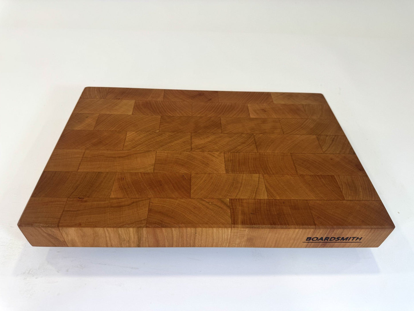 595 Cherry 18 x 12 x 2