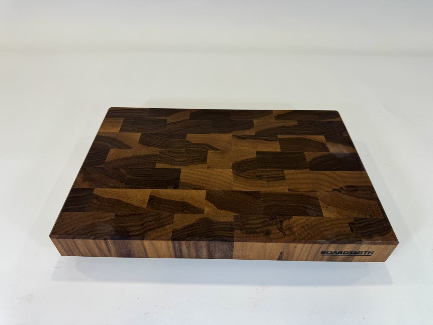 631 Walnut 18 x 12 x 2