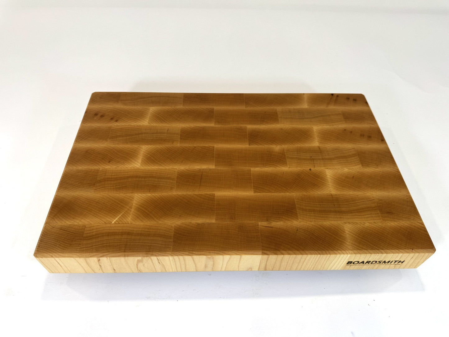 656 Maple 18 x 12 x 2