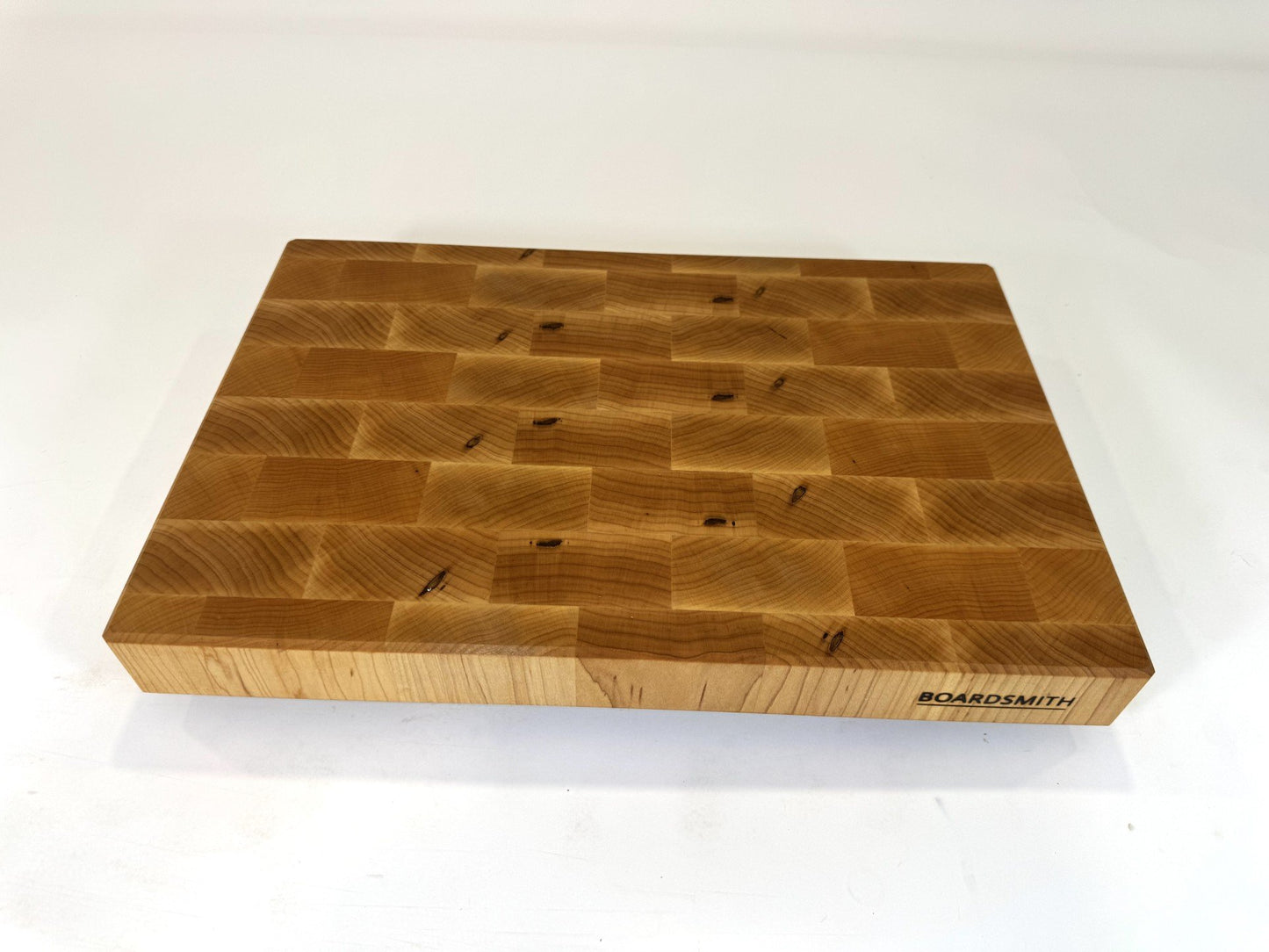 657 Maple 18 x 12 x 2