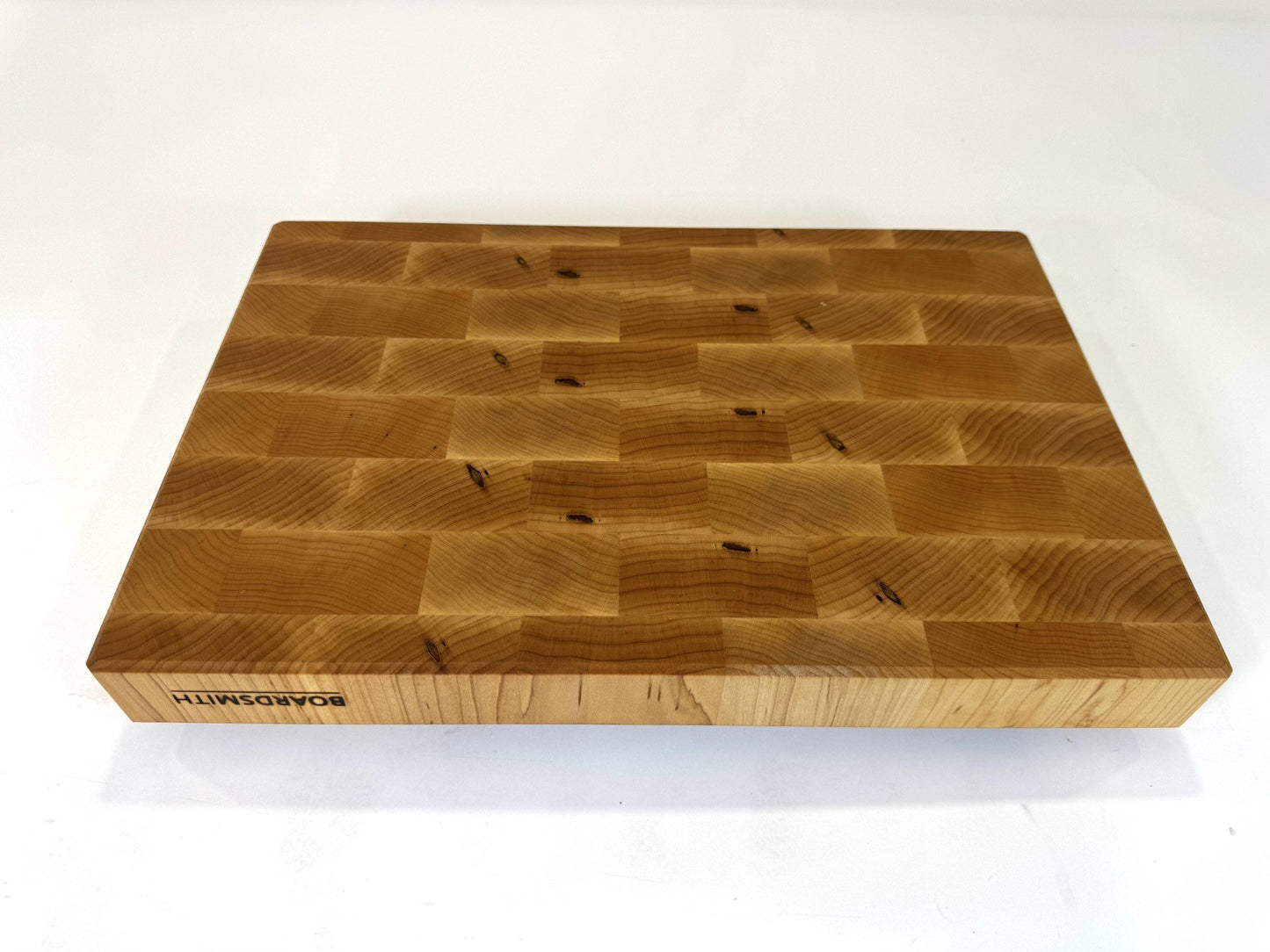 657 Maple 18 x 12 x 2