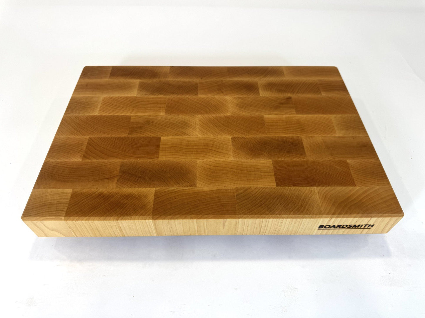 687 Maple 18 x 12 x 2
