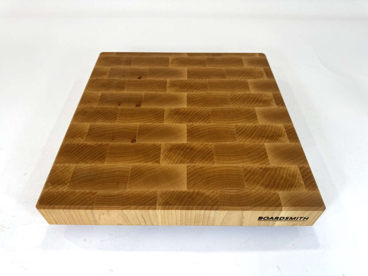 702 Maple 15 x 16 x 2