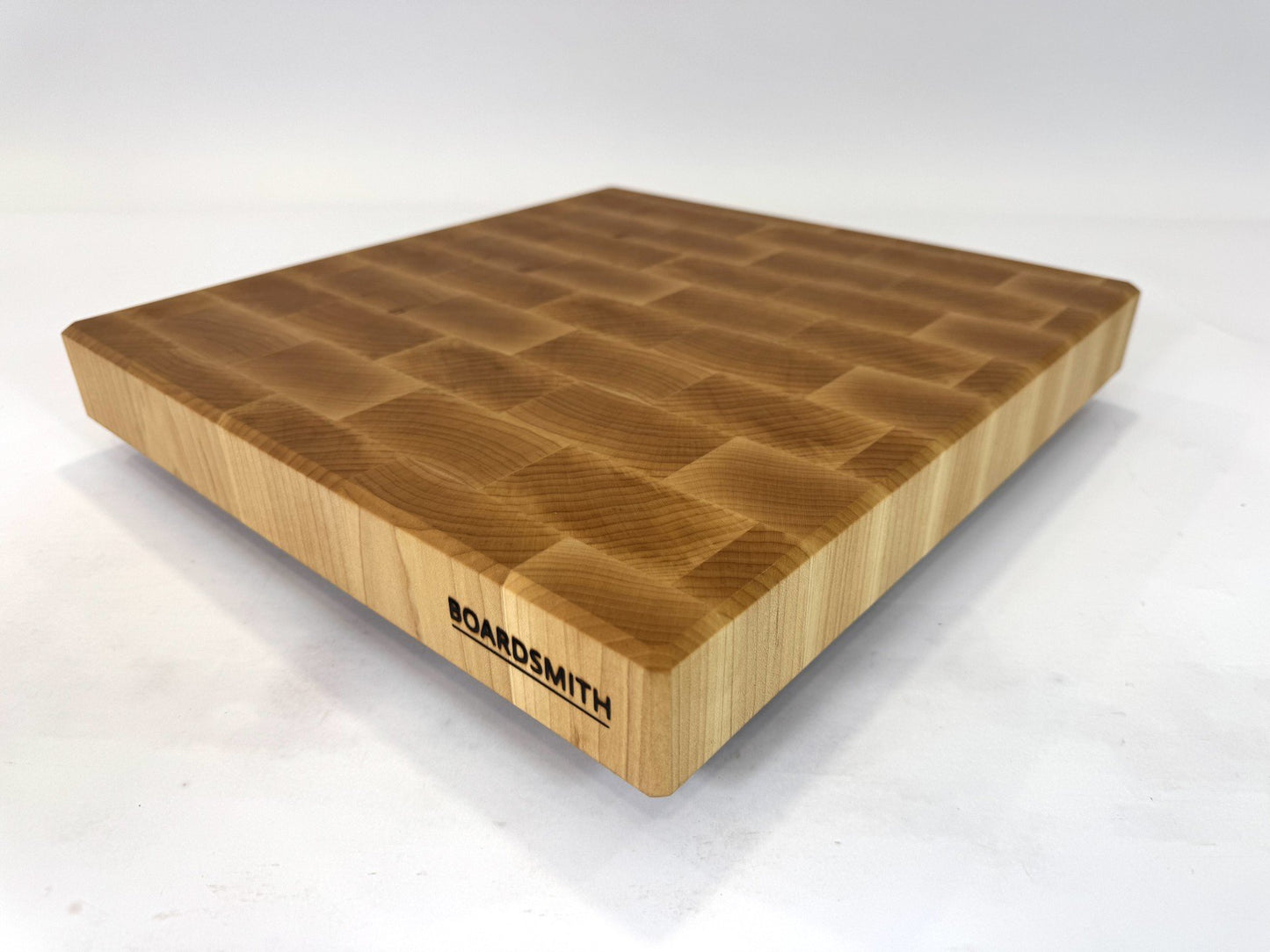 702 Maple 15 x 16 x 2