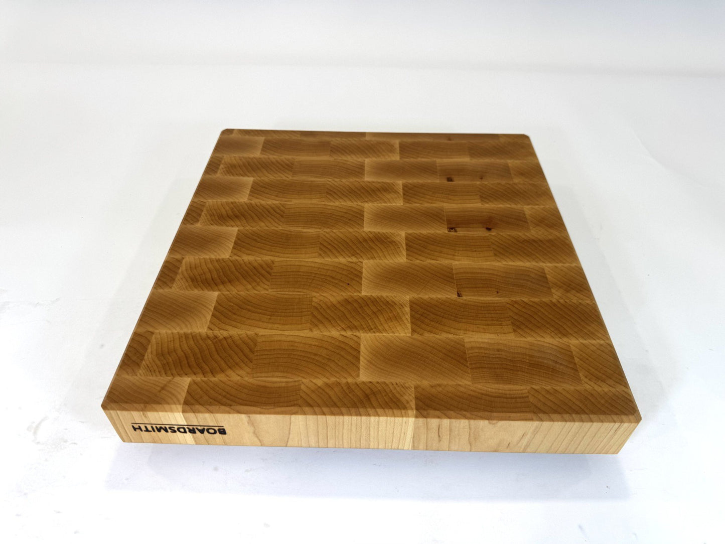 702 Maple 15 x 16 x 2