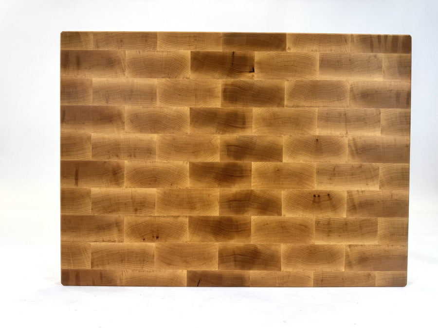 704 Maple 22 x 16 x 2