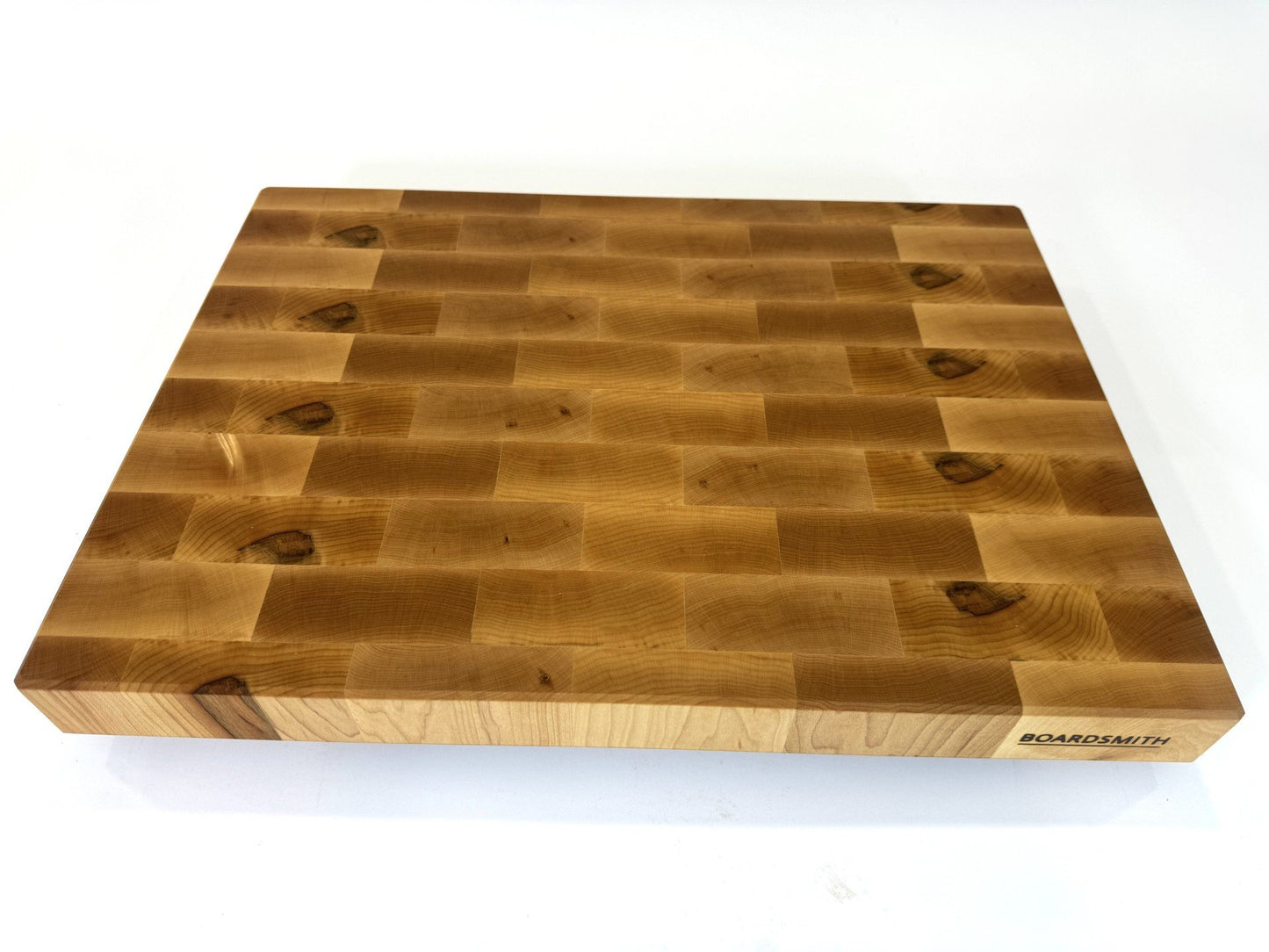 706 Maple 22 x 16 x 2