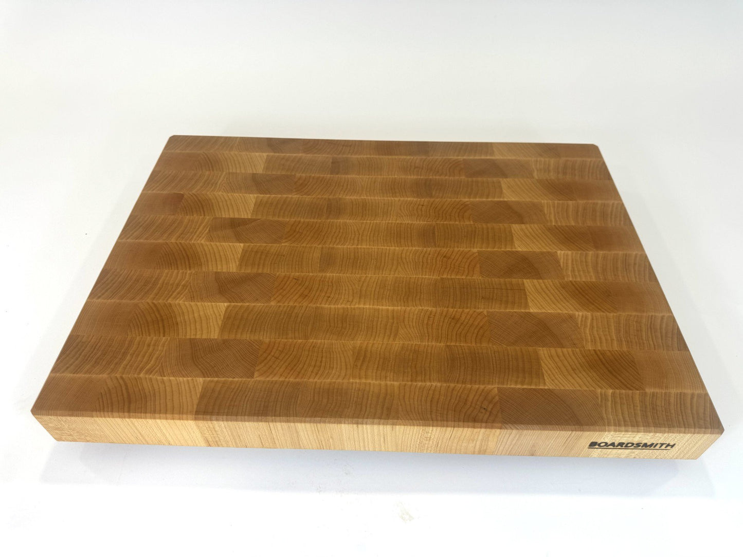 708 Maple 22 x 16 x 2