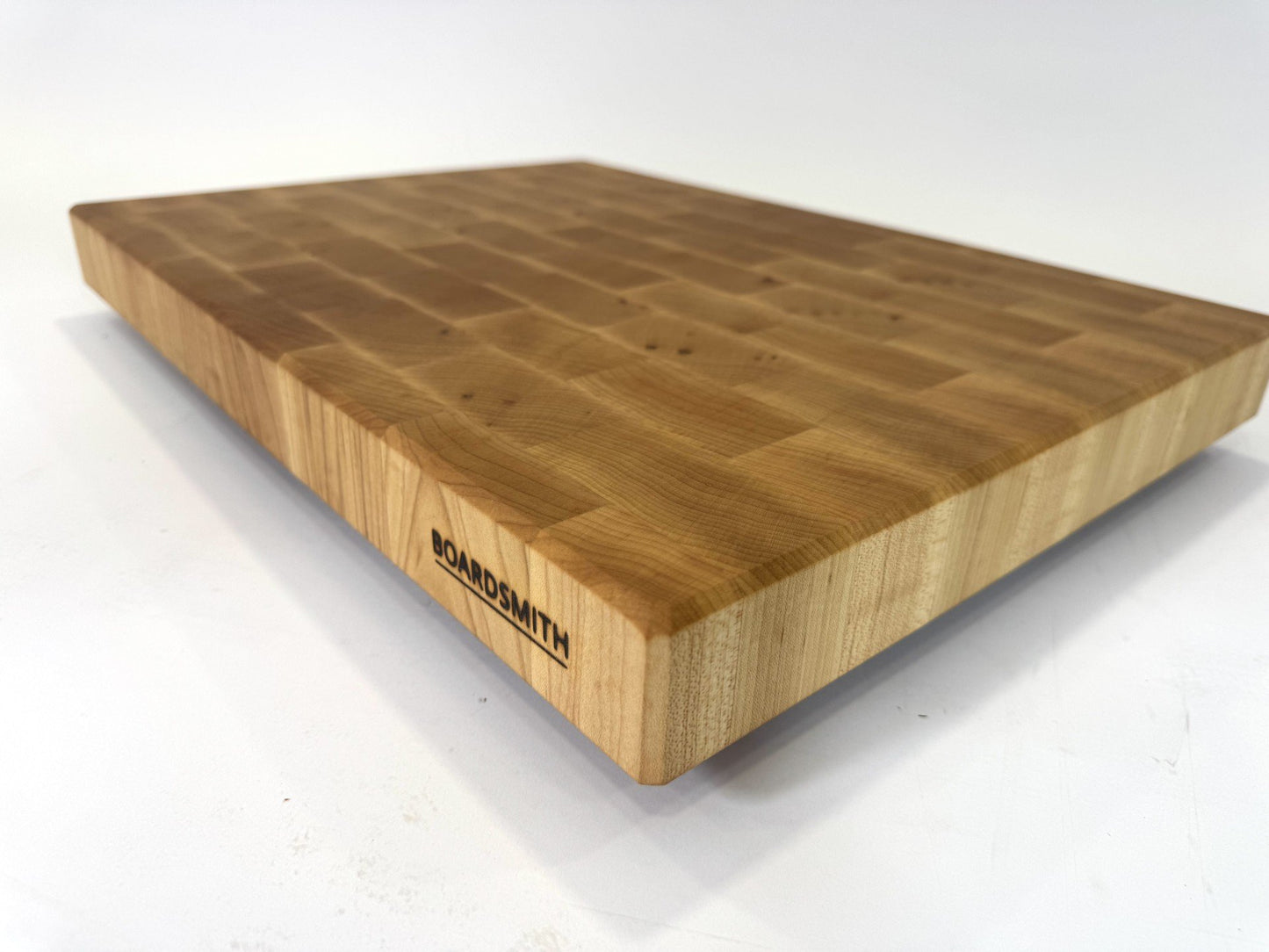 712 Maple 22 x 16 x 2