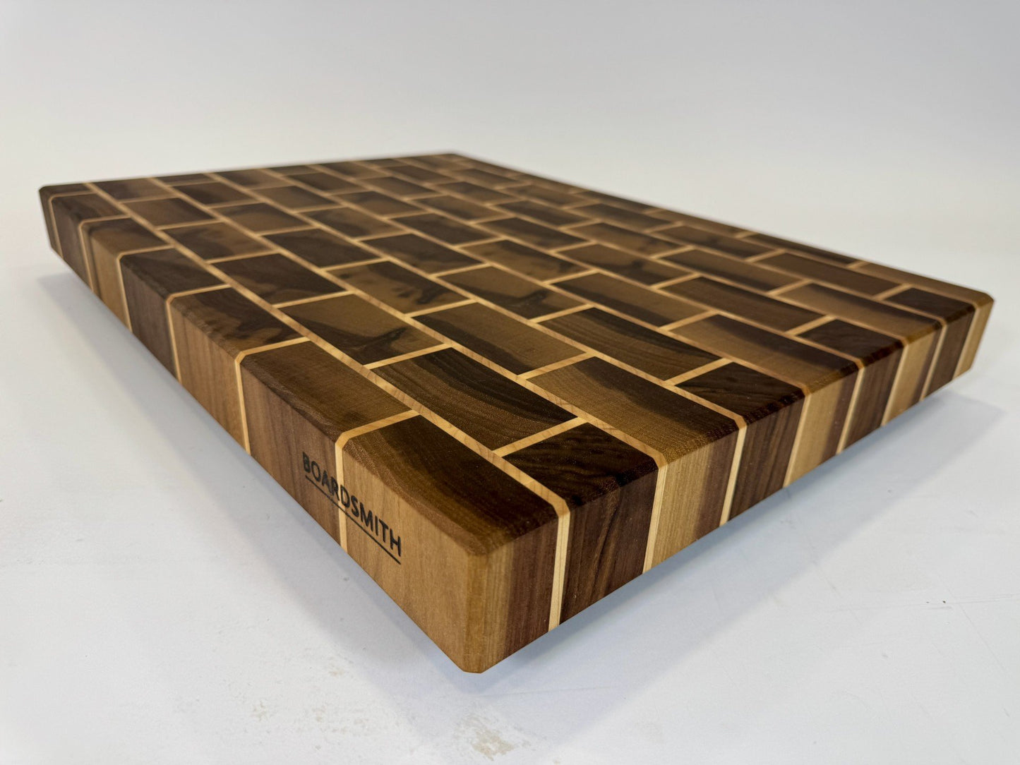 713 Brick 22 x 16 x 2