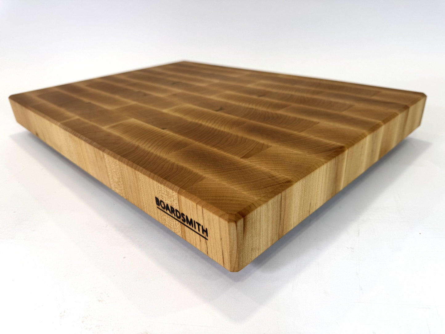 714 Maple 22 x 16 x 2