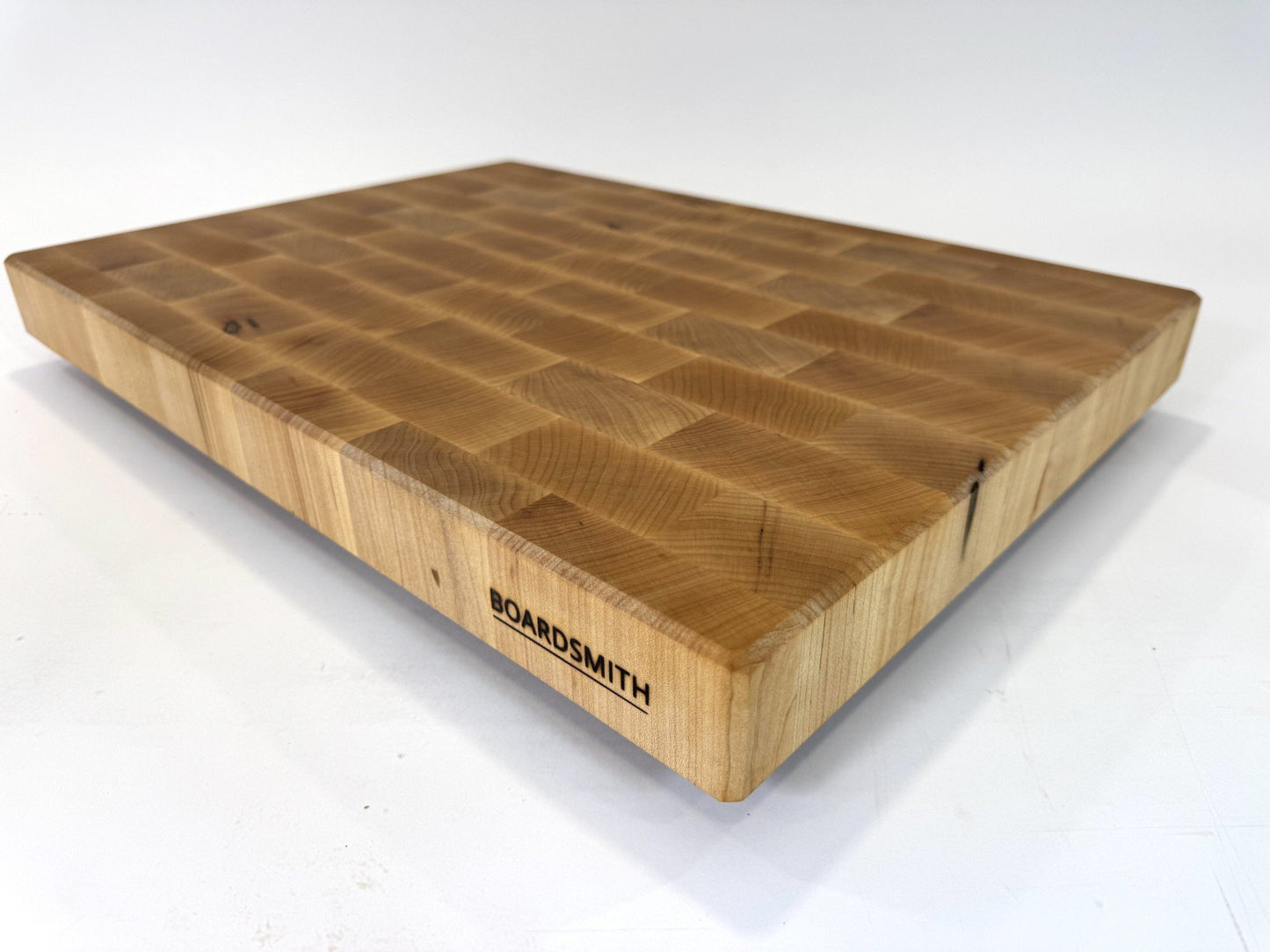 715 Maple 22 x 16 x 2