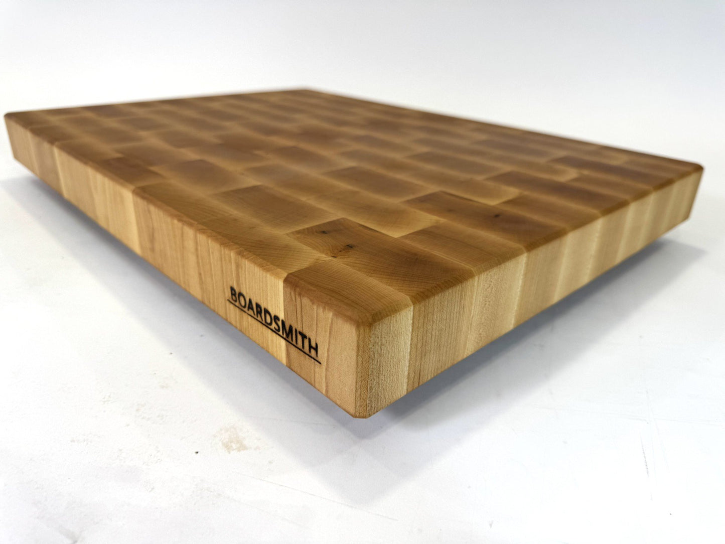 716 Maple 22 x 16 x 2 with Feet
