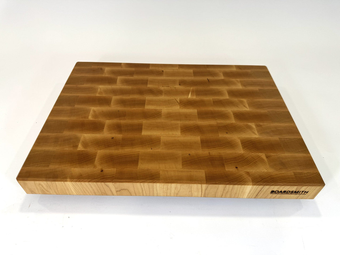 717 Maple 22 x 16 x 2
