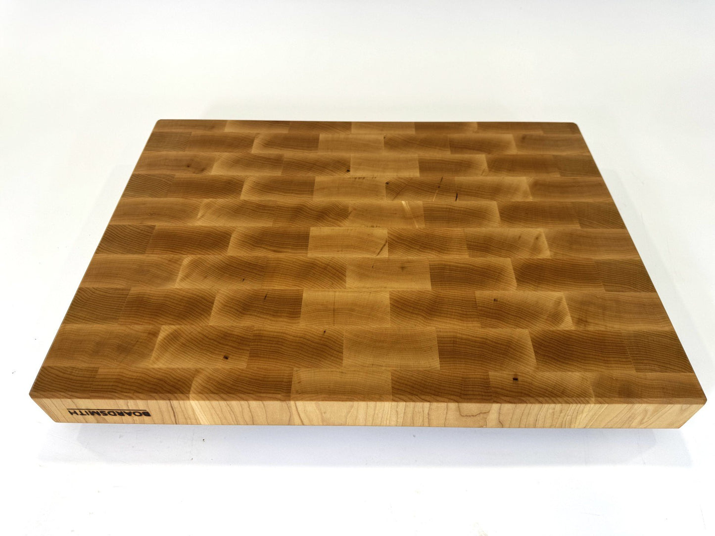 717 Maple 22 x 16 x 2