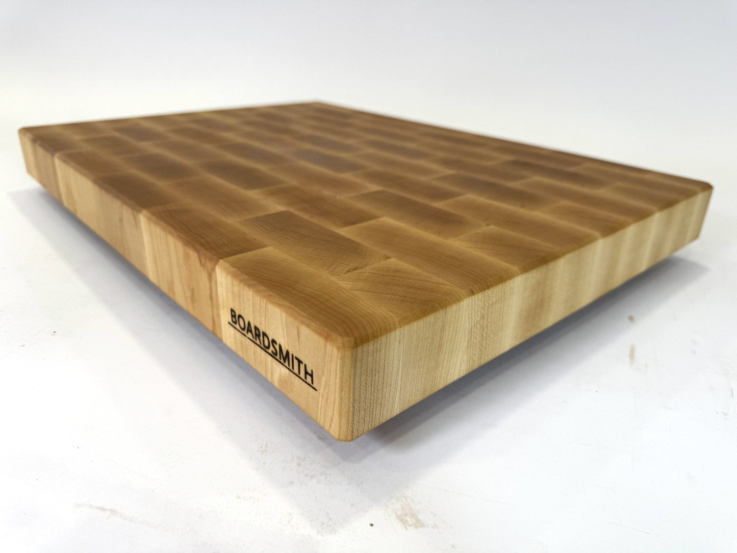 718 Maple 22 x 16 x 2 with Feet