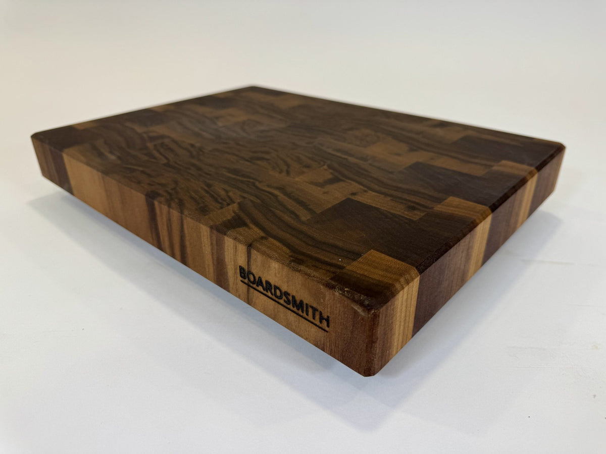 740 Walnut 16.25 x 12 x 2