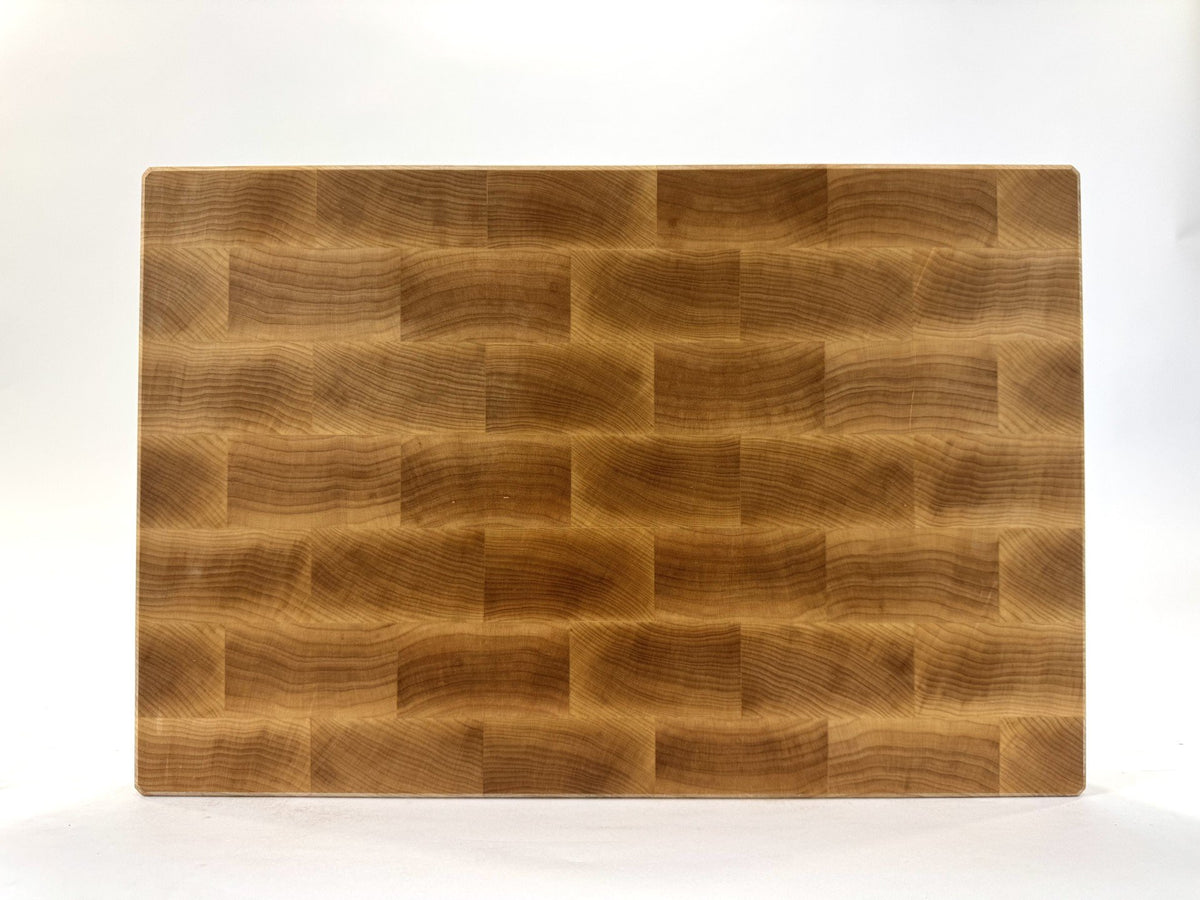 773 Maple 18 x 12 x 2 with Feet