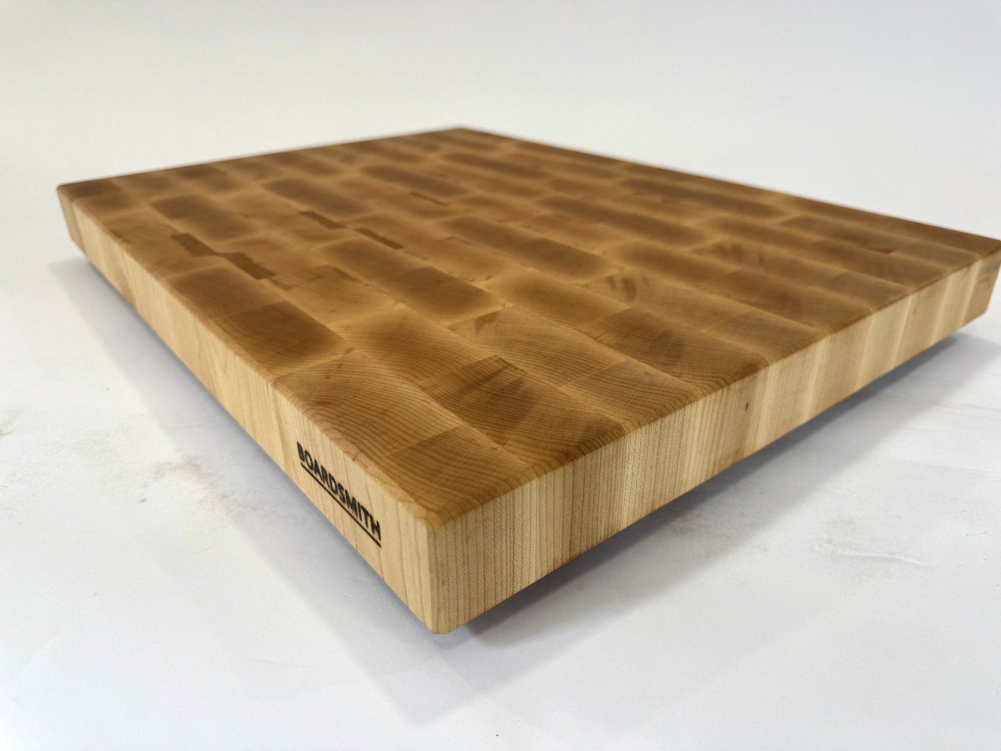 802 Maple 24 x 18 x 2