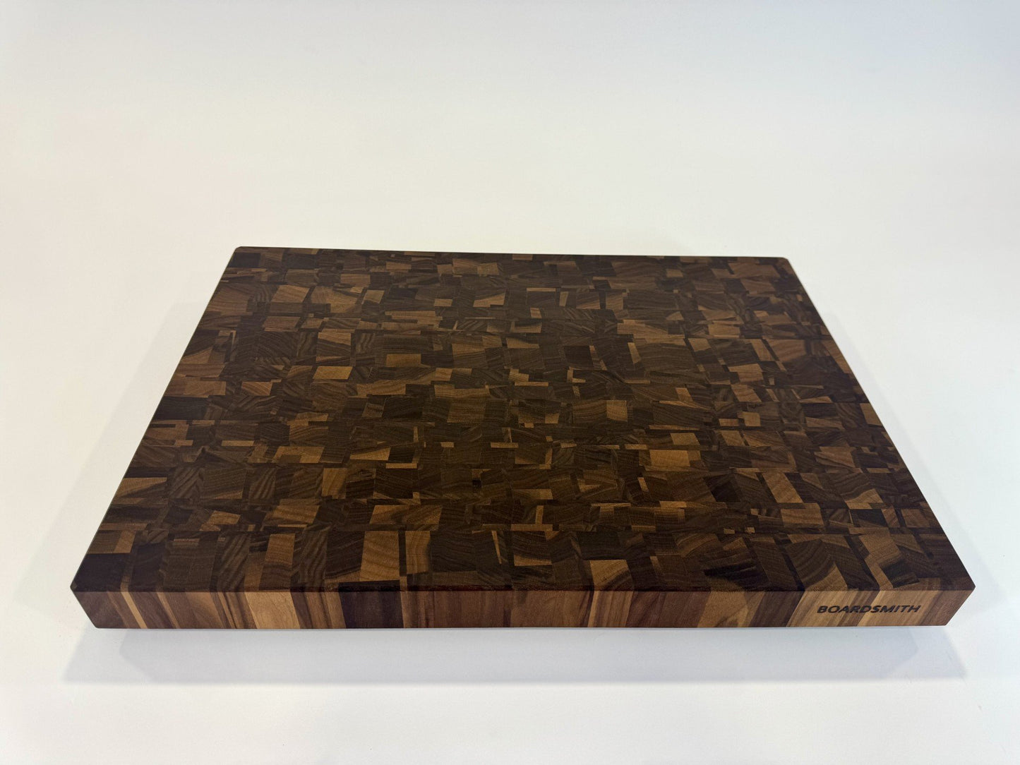 M004 Walnut Rectilinear Mosaic 24 x 17 x 2